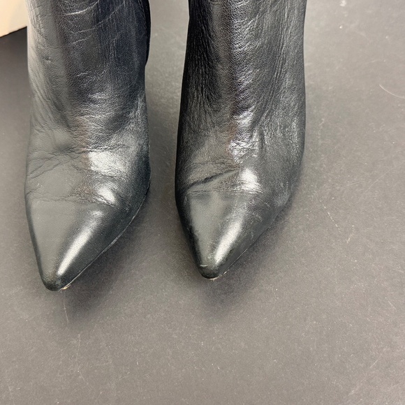 Ladies Louise et Cie Wafley Black Leather Booties Size 6.5 - Picture 3 of 13
